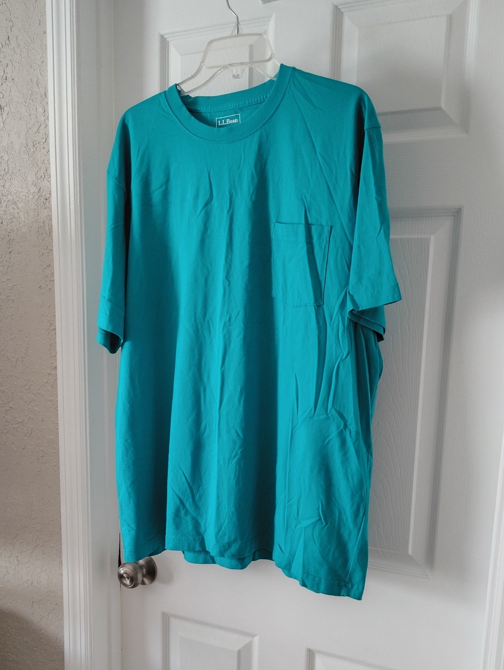 L. L. Bean Men's Traditional Fit Cotton Pocket T-shirt XL Regular